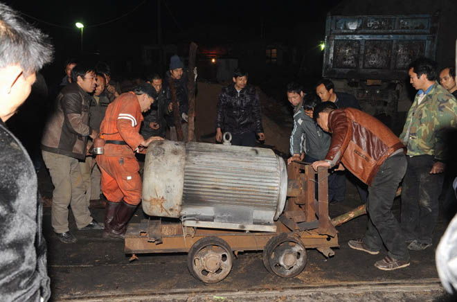 大型吊车叉车租赁,工厂搬迁,大型设备安装吊装移位,上楼下坑,搬运就位及150以上高空吊装